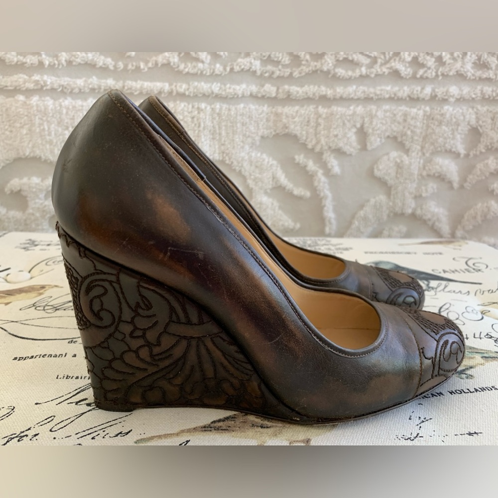 Bruno Magli Leather Wedges: Brown in Faded Distressed Style, Embroidery EU 40